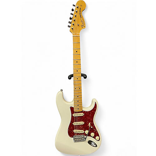 Used 2020s Fender 1970 Reissue Stratocaster Alpine White Solid Body Electric Guitar Alpine White
