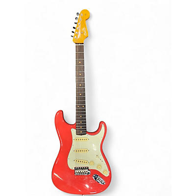 Used 2020s Fender AMERICAN VINTAGE II 1961 REISSUE STRATOCASTER FIESTA RED Solid Body Electric Guitar