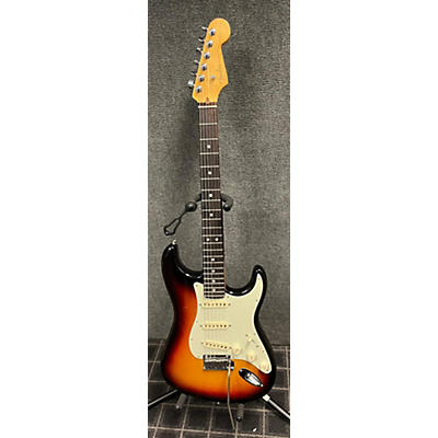 Fender Used 2020s Fender American Ultra Stratocaster 3-Color Sunburst Solid Body Electric Guitar