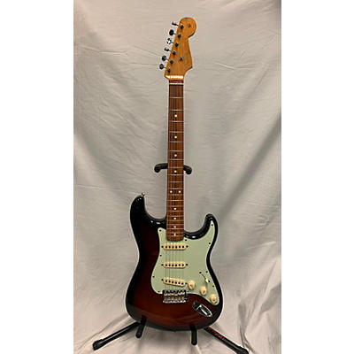 Fender Used 2020s Fender Player Stratocaster Tobacco Burst Solid Body Electric Guitar