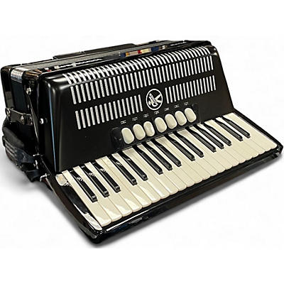Used 2020s Hohner BR96 Bravo III Accordion
