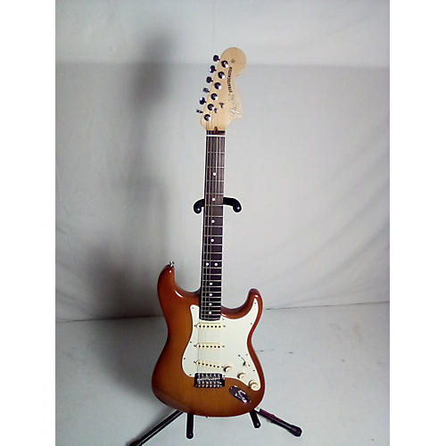 Fender Used 2021 Fender American Performer Stratocaster SSS Honey Burst Solid Body Electric Guitar Honey Burst