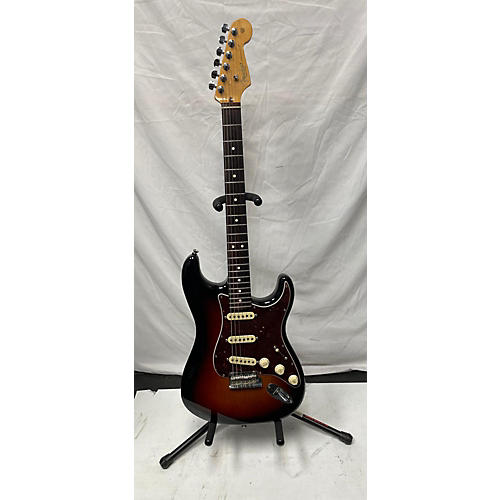 Fender Used 2021 Fender American Professional II Stratocaster 3 Color Sunburst Solid Body Electric Guitar 3 Color Sunburst