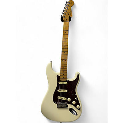 Fender Used 2021 Fender American Professional II Stratocaster Alpine White Solid Body Electric Guitar