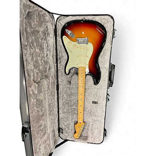 Used 2021 Fender American Ultra Stratocaster ULTRABURST Solid Body Electric Guitar ULTRABURST