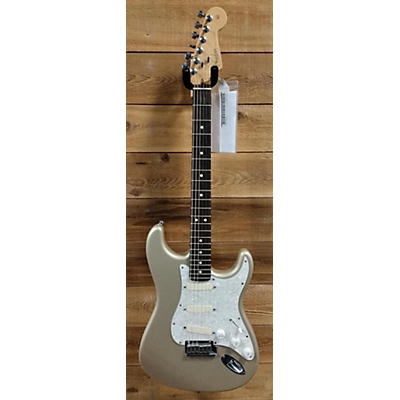 Fender Used 2021 Fender Classic Player '60s Stratocaster Aztec Gold Solid Body Electric Guitar