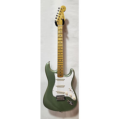 Fender Used 2021 Fender Custom Shop Postmodern Stratocaster Journeyman Relic Sage Green Metallic Solid Body Electric Guitar