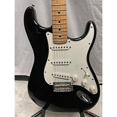 Fender Used 2021 Fender Player Stratocaster Black Solid Body Electric Guitar