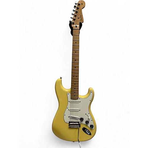 Fender Used 2021 Fender Player Stratocaster Buttercream Solid Body Electric Guitar Buttercream