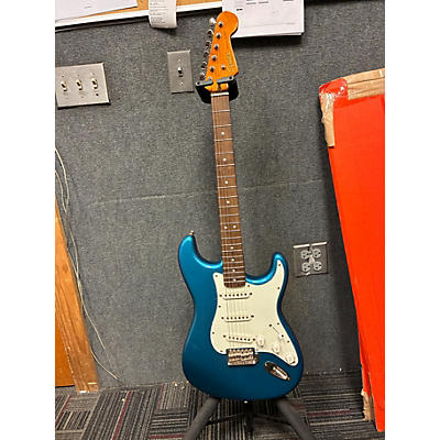 Used 2021 Squier Classic Vibe 1960S Stratocaster Lake Placid Blue Solid Body Electric Guitar