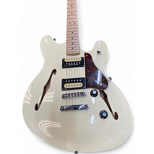 Squier Used 2021 Squier Classic Vibe Starcaster Hollow Alpine White Hollow Body Electric Guitar Alpine White