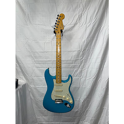 Fender Used 2022 Fender American Professional II Stratocaster MIAMI BLUE Solid Body Electric Guitar