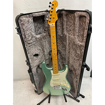 Fender Used 2022 Fender American Professional II Stratocaster MYSTIC GREEN Solid Body Electric Guitar