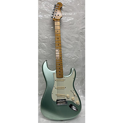 Fender Used 2022 Fender American Professional II Stratocaster MYSTIC SEAFOAM GREEN Solid Body Electric Guitar