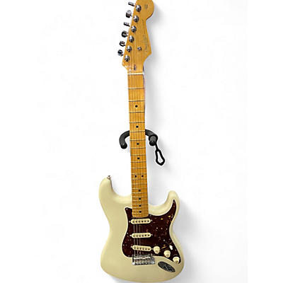 Used 2022 Fender American Professional II Stratocaster Olympic White Solid Body Electric Guitar