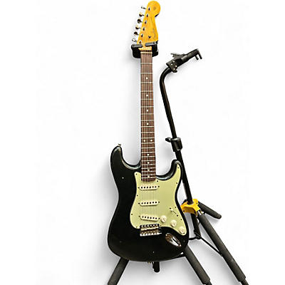 Used 2022 Fender  Custom Shop Wildwood 10 1961 Stratocaster Journeyman Relic Dark British Racing Green Solid Body Electric Guitar