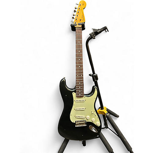 Used 2022 Fender  Custom Shop Wildwood 10 1961 Stratocaster Journeyman Relic Dark British Racing Green Solid Body Electric Guitar Dark British Racing Green