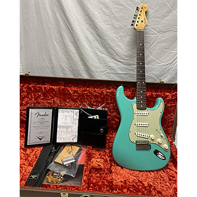 Fender Used 2022 Fender LTD '62/'63 Stratocaster JRN Seafoam Green Solid Body Electric Guitar