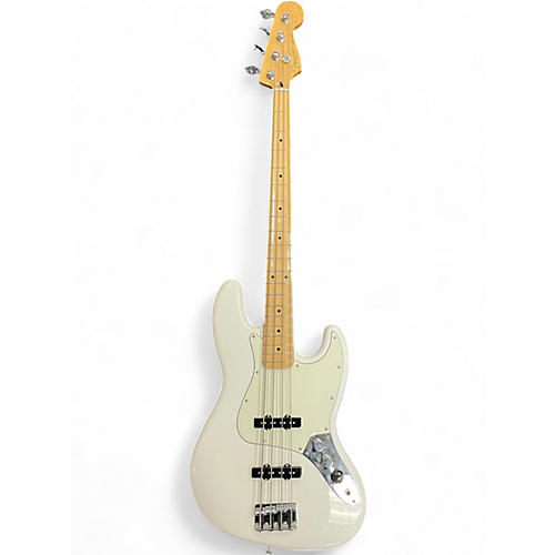 Used 2022 Fender Player Jazz Bass Alpine White Electric Bass Guitar Alpine White