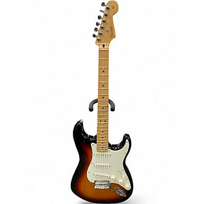 Used 2022 Fender Player Stratocaster sunburst Solid Body Electric Guitar