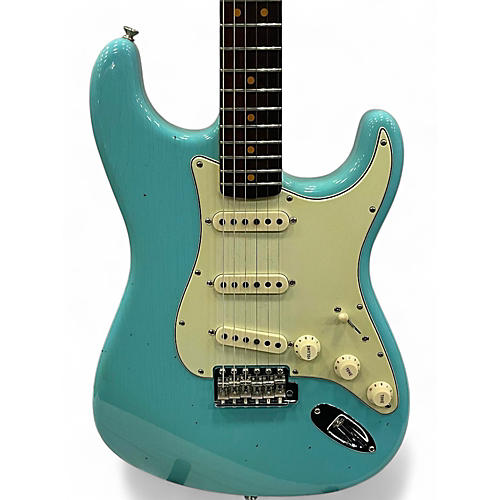 Used 2022 Fender limited Edition '64 stratocaster Journeyman Relic Daphne Blue Solid Body Electric Guitar Daphne Blue