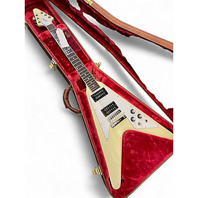 Used 2022 Gibson 1970'S FLYING V Classic White Solid Body Electric Guitar