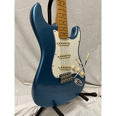 Fender Used 2023 Fender 1970s American Vintage Stratocaster Lake Placid Blue Solid Body Electric Guitar