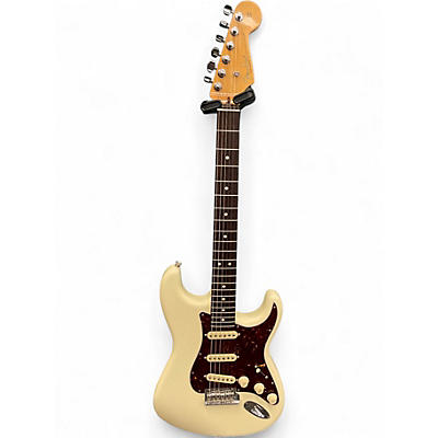 Used 2023 Fender American Professional II Stratocaster Olympic White Solid Body Electric Guitar