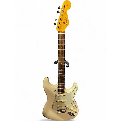 Used 2023 Fender American Vintage II 1961 Stratocaster Olympic White Solid Body Electric Guitar