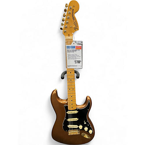 Used 2023 Fender BRUNO MARS STRAT GOLD Solid Body Electric Guitar GOLD