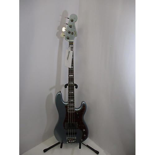 Fender Used 2023 Fender CUSTOM SHOP LTD P-BASS SPECIAL JRN Ice Blue Metallic Electric Bass Guitar Ice Blue Metallic