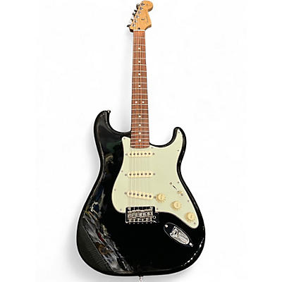 Used 2023 Fender Deluxe Players Stratocaster Black Solid Body Electric Guitar