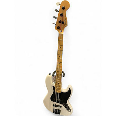Used 2023 Fender Player Jazz Bass Polar White Electric Bass Guitar