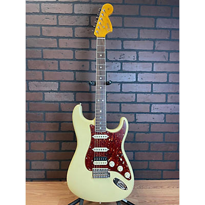 Fender Used 2023 Fender Stratocaster Custom Shop Limited-Edition '67 HSS Journeyman Relic Vintage White Solid Body Electric Guitar