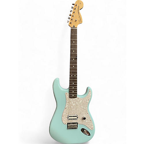 Fender Used 2023 Fender Tom Delonge Signature Stratocaster Daphne Blue Solid Body Electric Guitar Daphne Blue