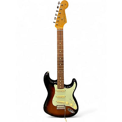 Used 2023 Fender Vintera 60s Stratocaster 3 Tone Sunburst Solid Body Electric Guitar