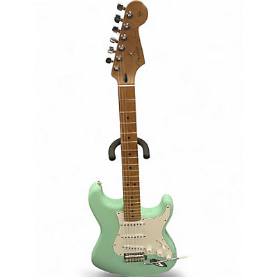 Used 2023 Fender dELUXE PLAYER STRATOCASTER Surf Green Solid Body Electric Guitar