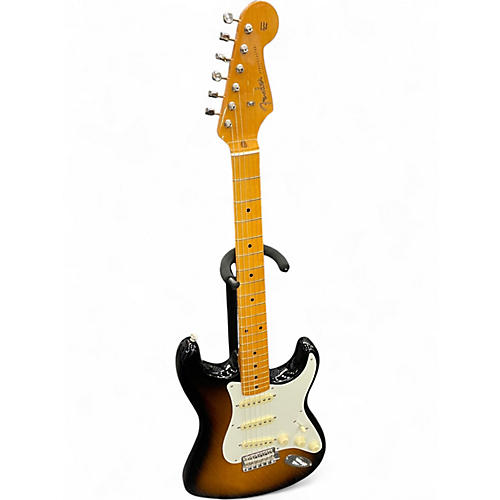 Used 2024 Fender 1957 American Vintage II Stratocaster 2-Color Sunburst Solid Body Electric Guitar 2-Color Sunburst