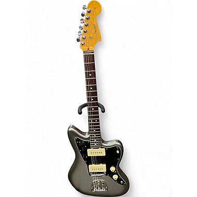 Used 2024 Fender AMERICAN PROFESSIONAL ii JAZZMASTER Silverburst Solid Body Electric Guitar