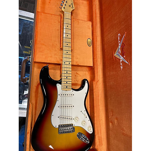 Fender Used 2024 Fender Custom Shop SW 62 Strat MN 3 Color Sunburst Solid Body Electric Guitar 3 Color Sunburst