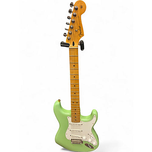 Used 2024 Fender LIMITED EDITION PLAYER SERIES STRATOCASTER Seafoam Pearl Solid Body Electric Guitar Seafoam Pearl