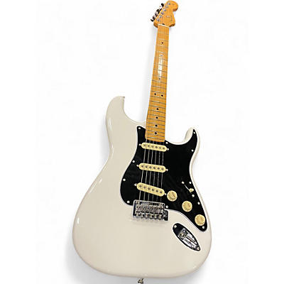 Used 2024 Fender Player II Stratocaster Alpine White Solid Body Electric Guitar