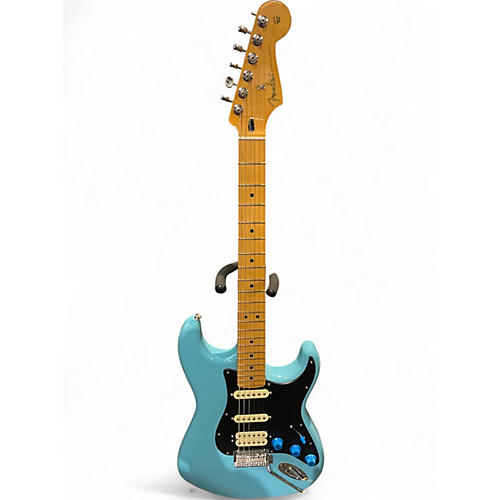 Used 2024 Fender Player Stratocaster HSS Floyd Rose TIDEPOOL BLUE Solid Body Electric Guitar TIDEPOOL BLUE