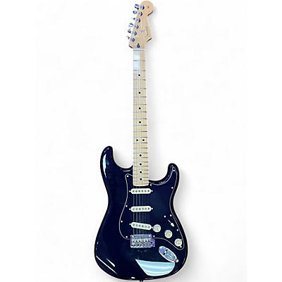 Used 2024 Fender special edition player stratocaster Black Solid Body Electric Guitar