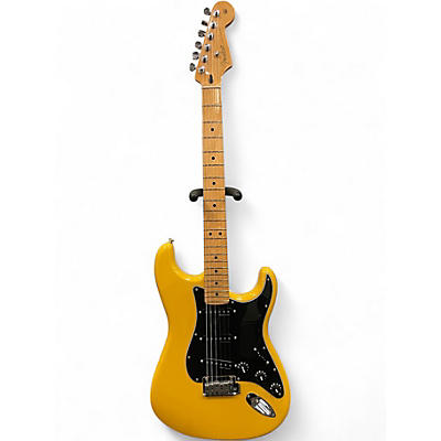 Used 2025 Fender PLAYER II MODIFIED STRATOCASTER SUNSHINE YELLOW Solid Body Electric Guitar