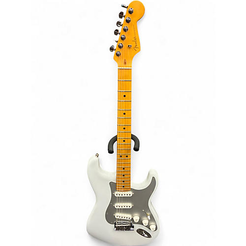 Used 2025 Fender ULTRA II STRATOCASTER AVALANCHE Solid Body Electric Guitar AVALANCHE