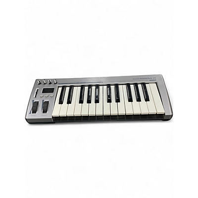 Used Acorn masterkey25 MIDI Controller