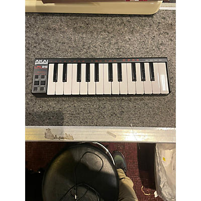 Akai Professional Used Akai Professional LPK25 MIDI Controller