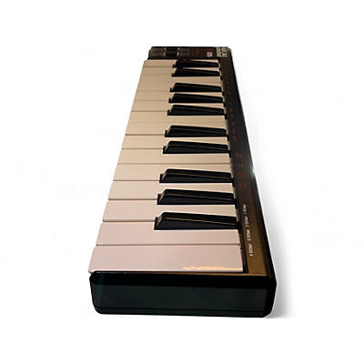 Used Akai Professional LPK25 MIDI Controller