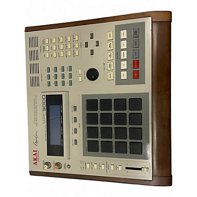 Akai Professional Used Akai Professional MPC 3000 Production Controller